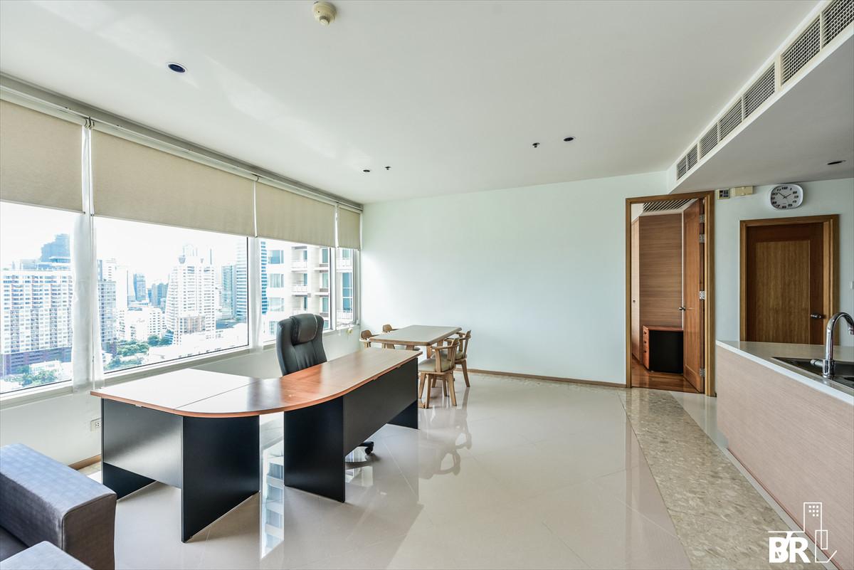 🔥 For sale The Empire Place | RARE UNIT, large corner room, 106 sq m, near BTS Chong Nonsi, price 13.88 million baht! 🔥