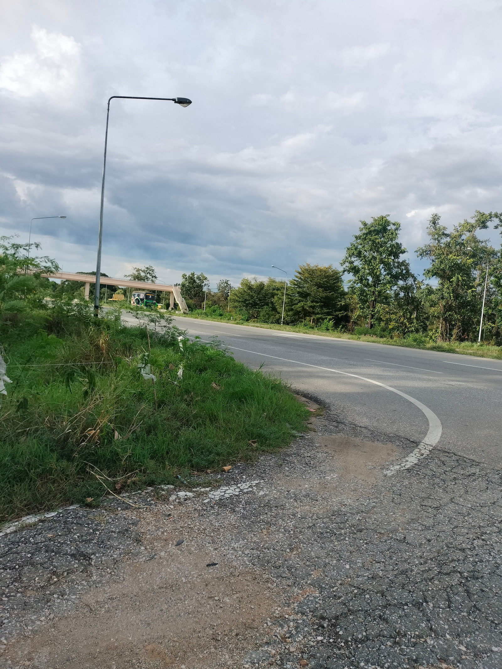 ขายที่ดินทำเลดีติดถนนพหลโยธิน – รูปที่ 2