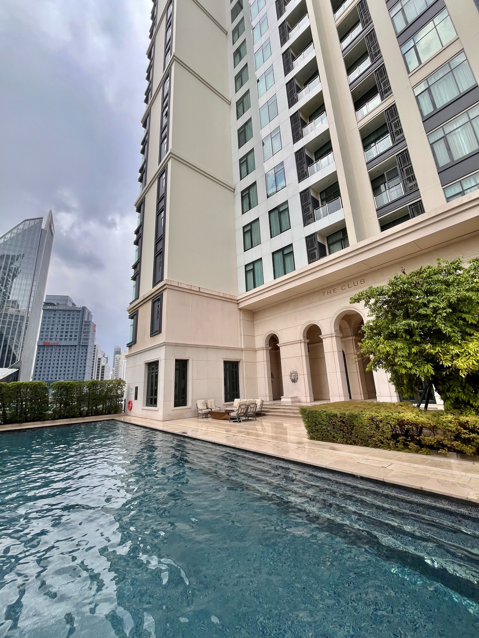 The Diplomat 39 one bedroom 48k
