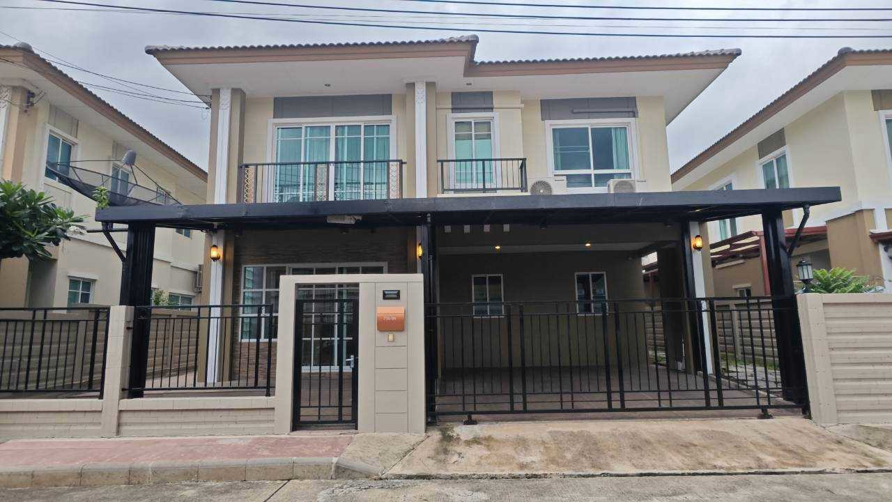 Luxury detached house for sale, Passorn Prestige, Phatthanakan 38 (Rama 9 - Srinakarin), large size house, beautiful condition, ready to move in. On a location with high potential Convenient travel in and out of many places.
