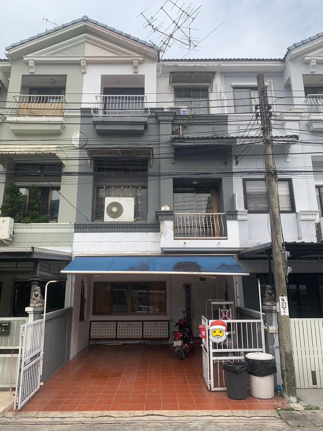 🏡✨ ให้เช่าทาวน์โฮม 3 ชั้น “บ้านกลางเมืองเหม่งจ๋าย” ลาดพร้าว 80 3 ห้องนอน 4 ห้องน้ำ บ้านหน้ากว้าง 5 เมตร | พื้นที่ใช้สอย 200 ตร.ม. | จอดรถได้มากกว่า 3 คัน 🏡✨ ให้เช่าทาวน์โฮม 3 ชั้น “บ้านกลางเมืองเหม่งจ๋าย” ลาดพร้าว 80 3 ห้องนอน 4 ห้องน้ำ บ้านหน้ากว้าง 5 เมตร | พื้นที่ใช้สอย 200 ตร.ม. | จอดรถได้มากกว่า 3 คัน