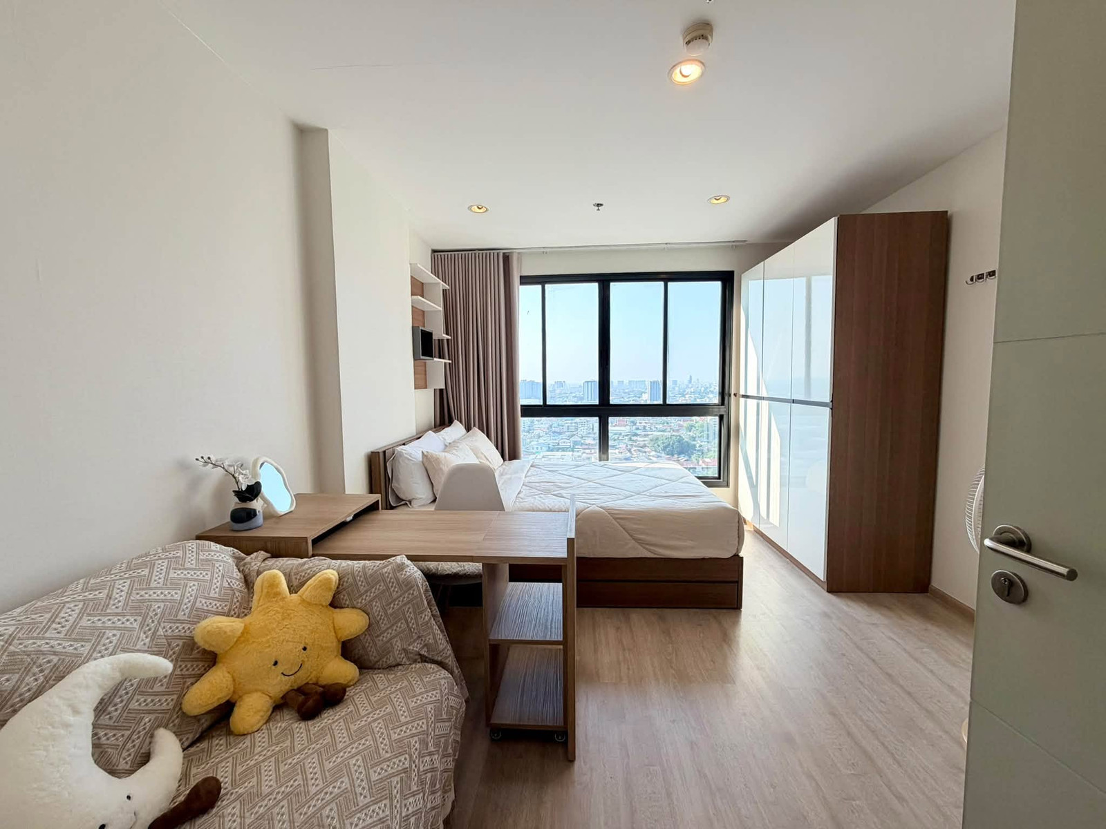 *** Condo for rent Ideo Sathorn-Tha Phra near BTS Photinimit (Ideo Sathorn - Thapra) *** 