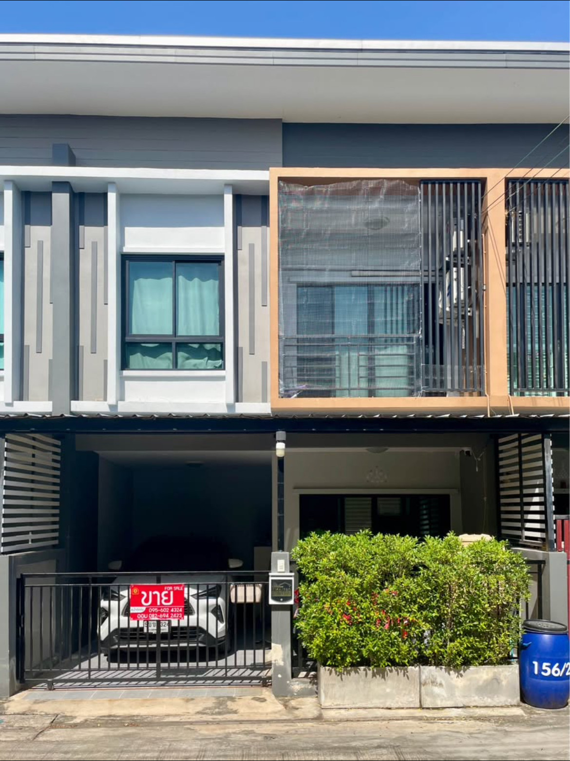 Townhome for sale with tenants, location: Soi Khlong Khru-Sri Mueang, Tha Sai Subdistrict, Mueang District, Samut Sakhon Province. Townhome for sale with tenants, location: Soi Khlong Khru-Sri Mueang, Tha Sai Subdistrict, Mueang District, Samut Sakhon Province.