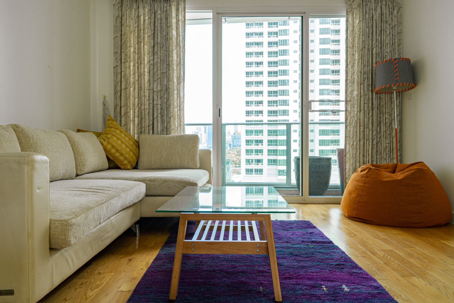 ASOKE - Phompong l 3b 3b 145 Sqm. l 78,000 BEST Price ASOKE - Phompong l 3b 3b 145 Sqm. l 78,000 BEST Price