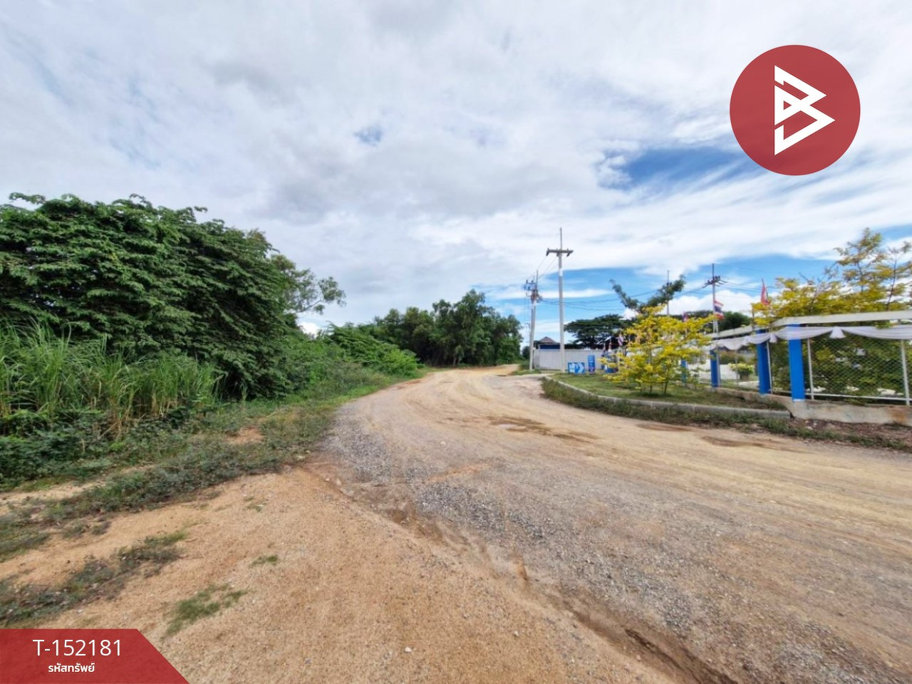 Land for sale, area 11 rai 2 ngan 77 sq m, Choeng Noen, Rayong. Land for sale, area 11 rai 2 ngan 77 sq m, Choeng Noen, Rayong.