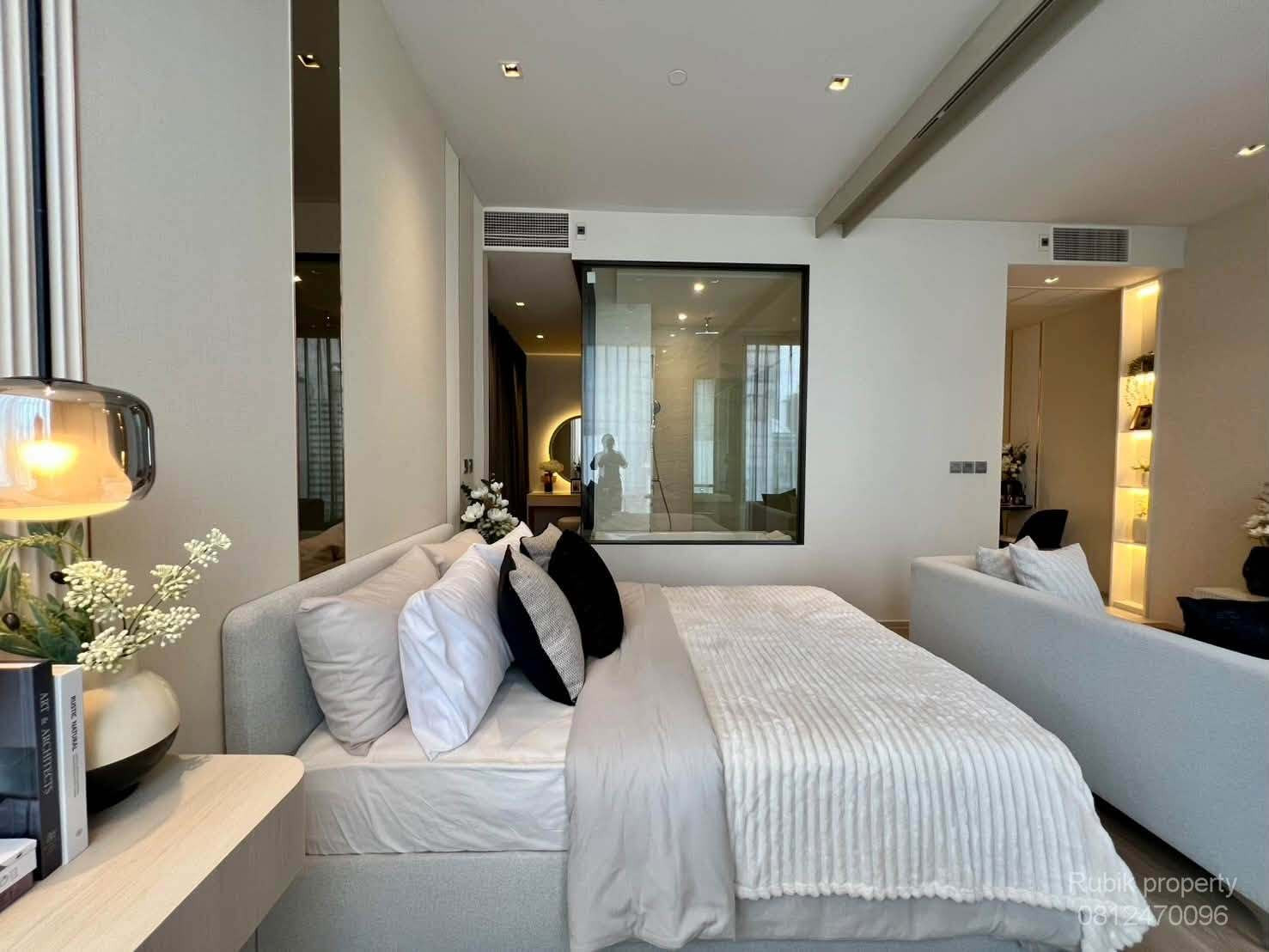 ✨ ROOM FOR RENT — ASHTON SILOM RB2286 BRAND NEW • CORNER UNIT • 50 SQ.M.