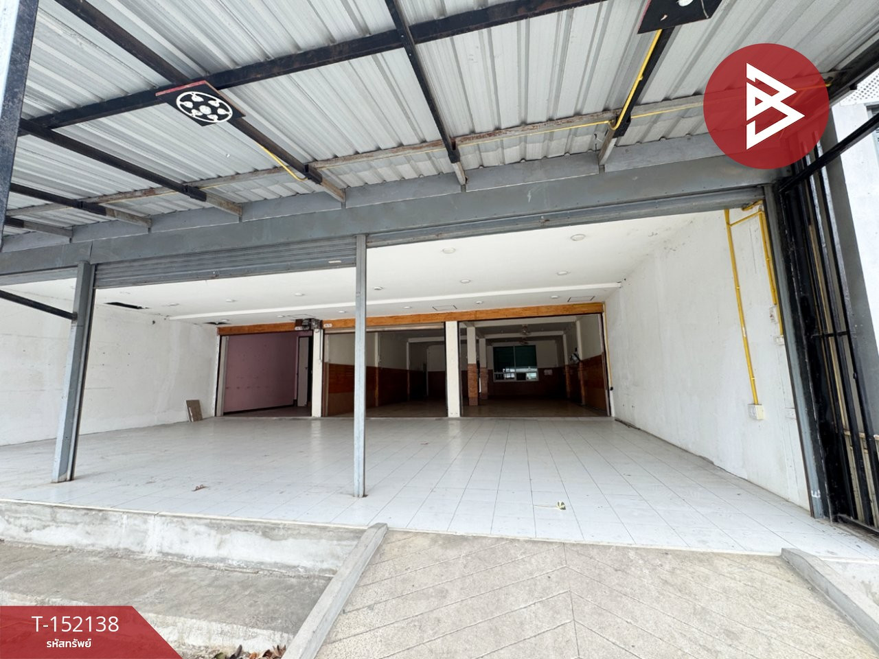 Commercial building for rent, 3 units, area 1 ngan 1.8 sq m, Bang Bua Thong, Nonthaburi. Commercial building for rent, 3 units, area 1 ngan 1.8 sq m, Bang Bua Thong, Nonthaburi.