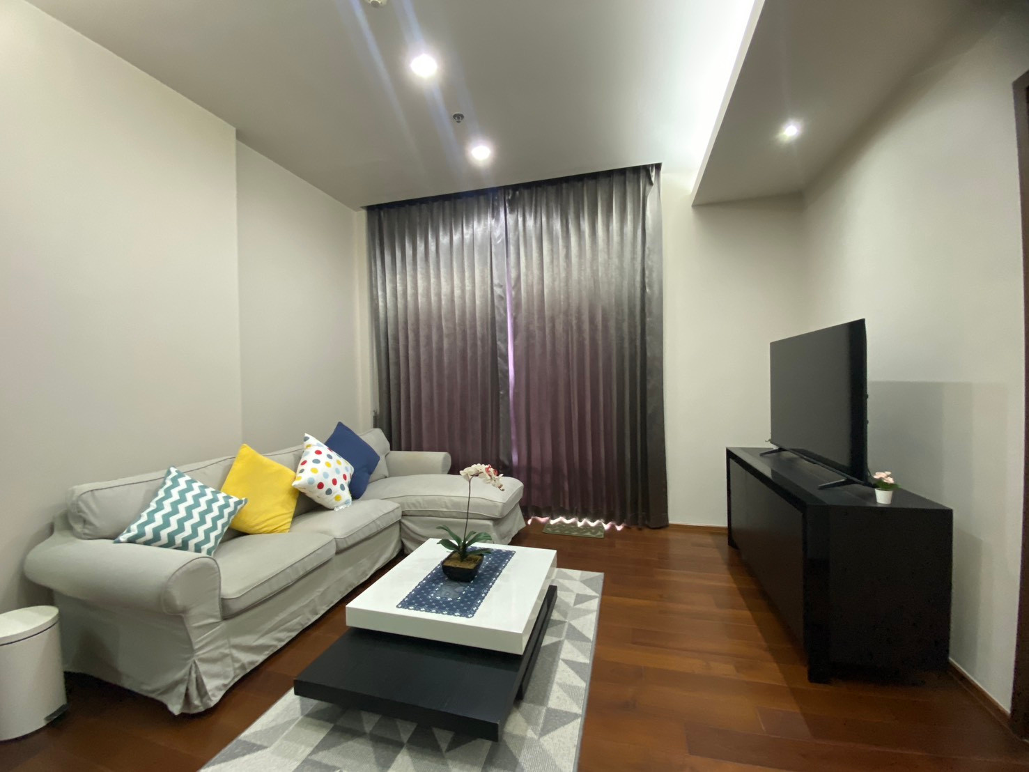 For rent condo Quattro By Sansiri 1 Bed hight floor fully furnished (S03-2786) 