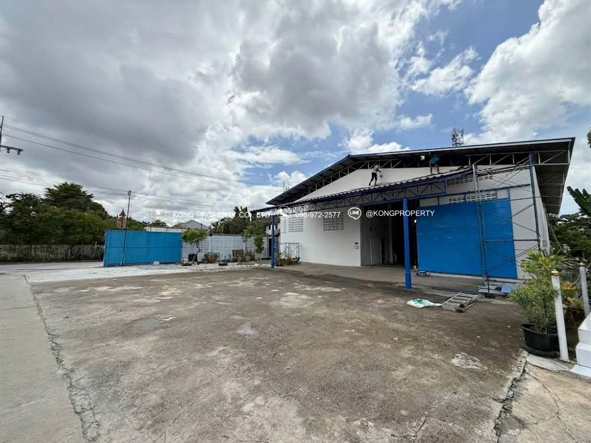 Warehouse for rent, Phetkasem 69, Bang Khae, with 2-story office, total area 664 sq m.