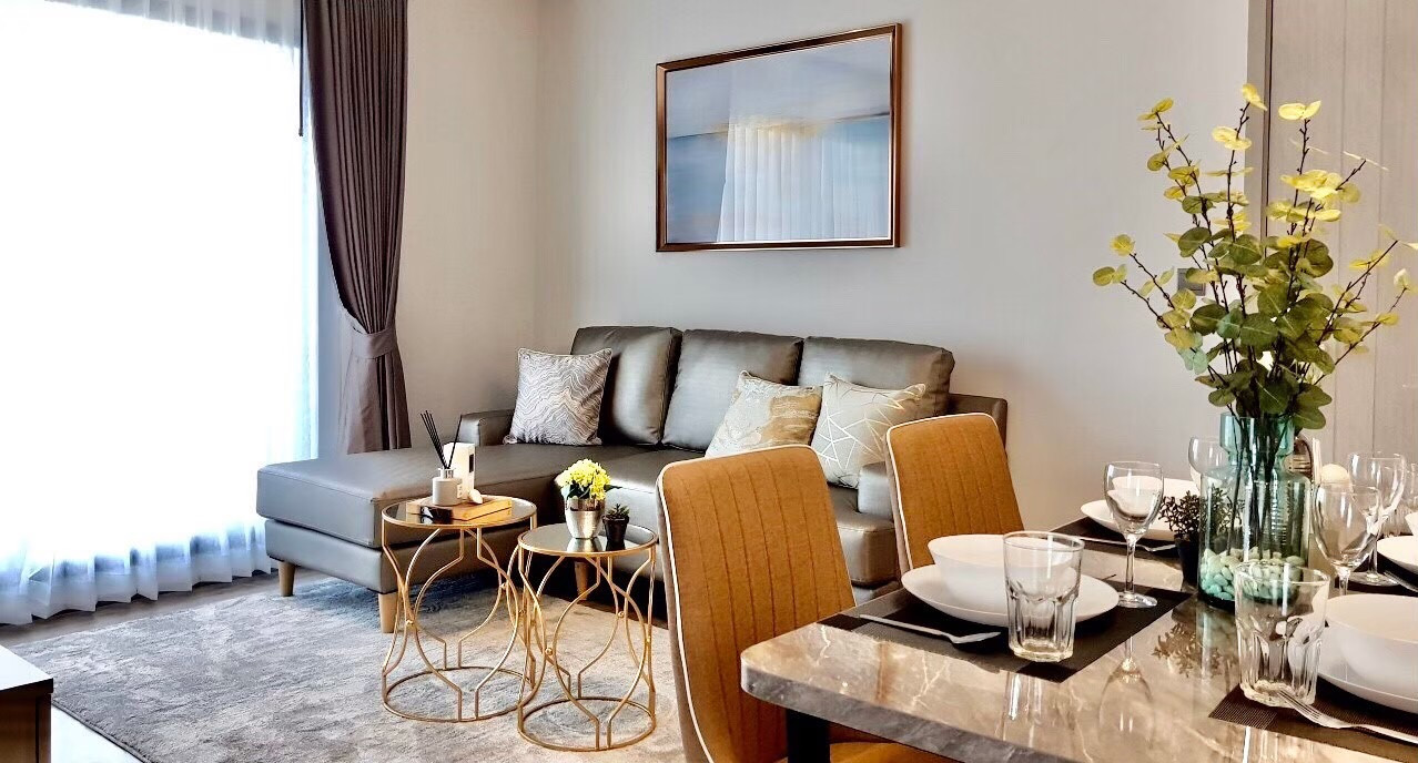 Rhythm Ekkamai for rent 2 Bedrooms City view with corner unit 65,000Baht | Contact 092-196-1444