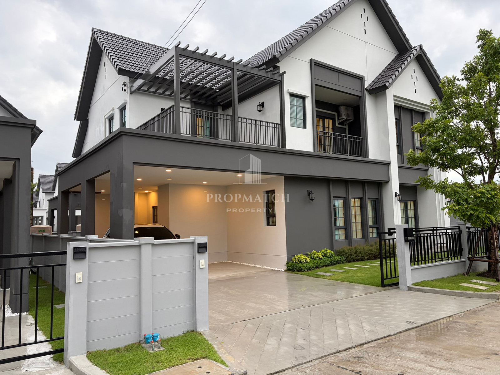 ✨Flash Deal ✨Centro Bangna (4Bed 5Bath 360SQM.) Ready to move in! Only 130,000 baht per month Tel.0981315848@propmatch ✨Flash Deal ✨Centro Bangna (4Bed 5Bath 360SQM.) Ready to move in! Only 130,000 baht per month Tel.0981315848@propmatch