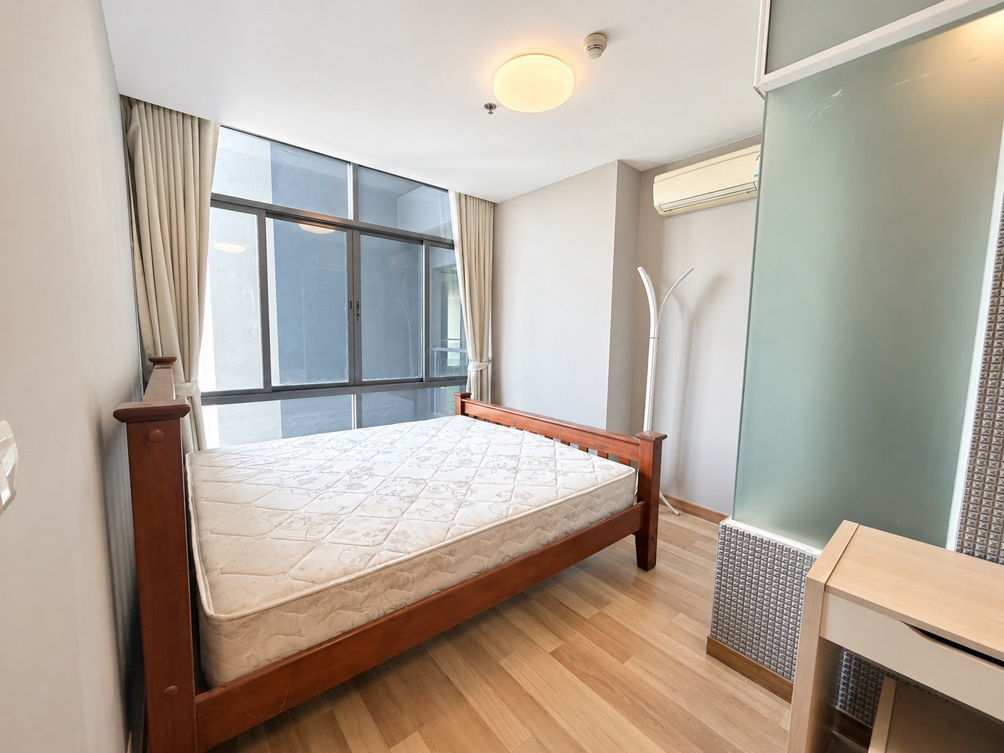 ✨ ห้องรีโนเวทใหม่สวยกริ๊บ ปล่อยเช่าด่วน! | Ideo Blucove สุขุมวิท 1 นอน 33ตรม. เฟอร์ครบพร้อมอยู่ ติด BTS อุดมสุข โดยเซลล์ประจำโครงการ นัดชมห้องฟรี! ✨ ห้องรีโนเวทใหม่สวยกริ๊บ ปล่อยเช่าด่วน! | Ideo Blucove สุขุมวิท 1 นอน 33ตรม. เฟอร์ครบพร้อมอยู่ ติด BTS อุดมสุข โดยเซลล์ประจำโครงการ นัดชมห้องฟรี!