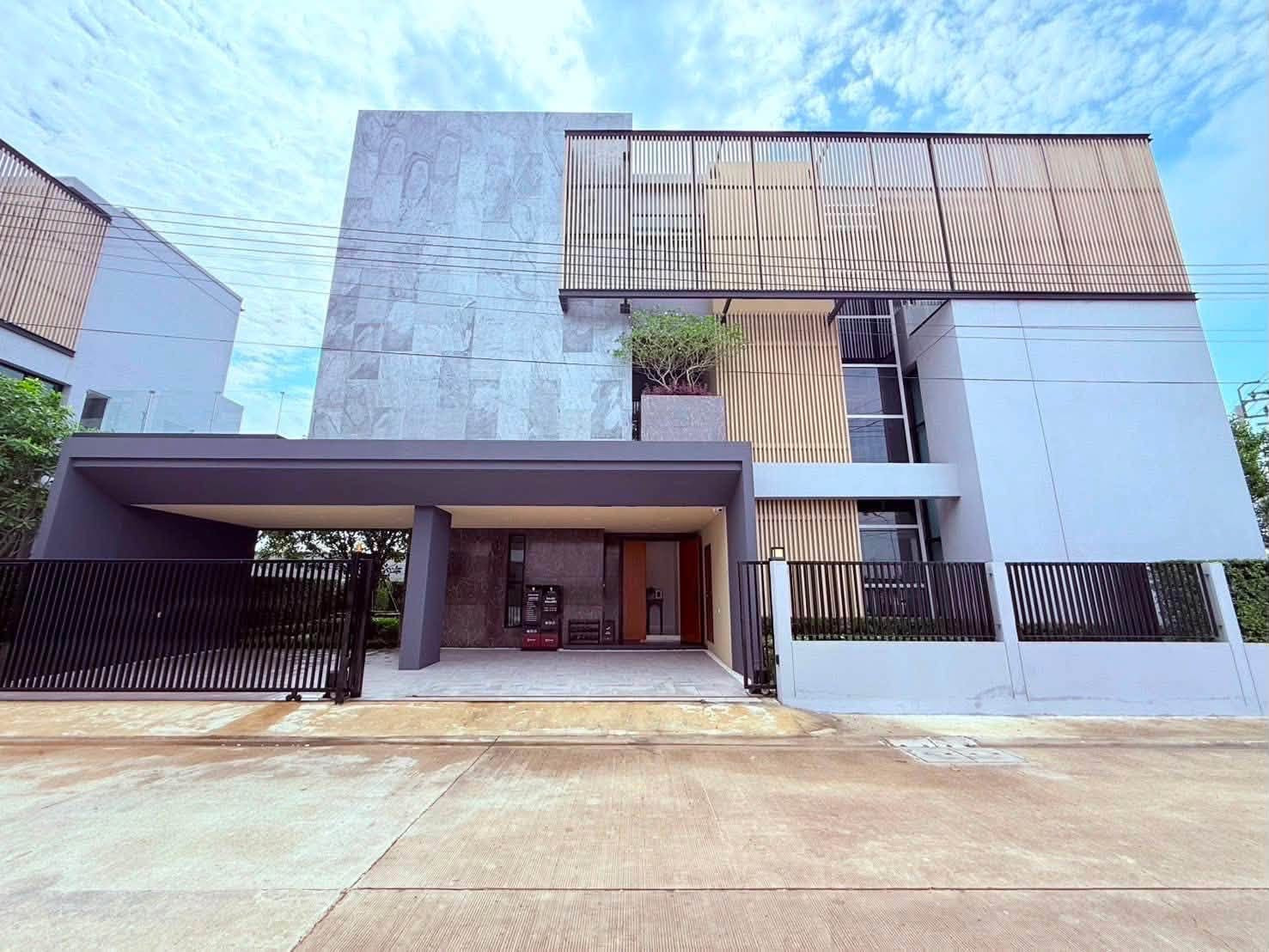 เดอะ มาสเตอร์ ราชพฤกษ์ – สะพานมหาเจษฎาบดินทรานุสรณ์ เดอะ มาสเตอร์ ราชพฤกษ์ – สะพานมหาเจษฎาบดินทรานุสรณ์