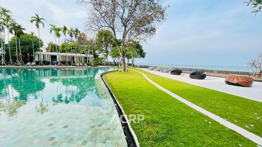 Beachfront condo at Baan Sansuk for rent. Baan Sansuk Condo Hua Hin for rent.