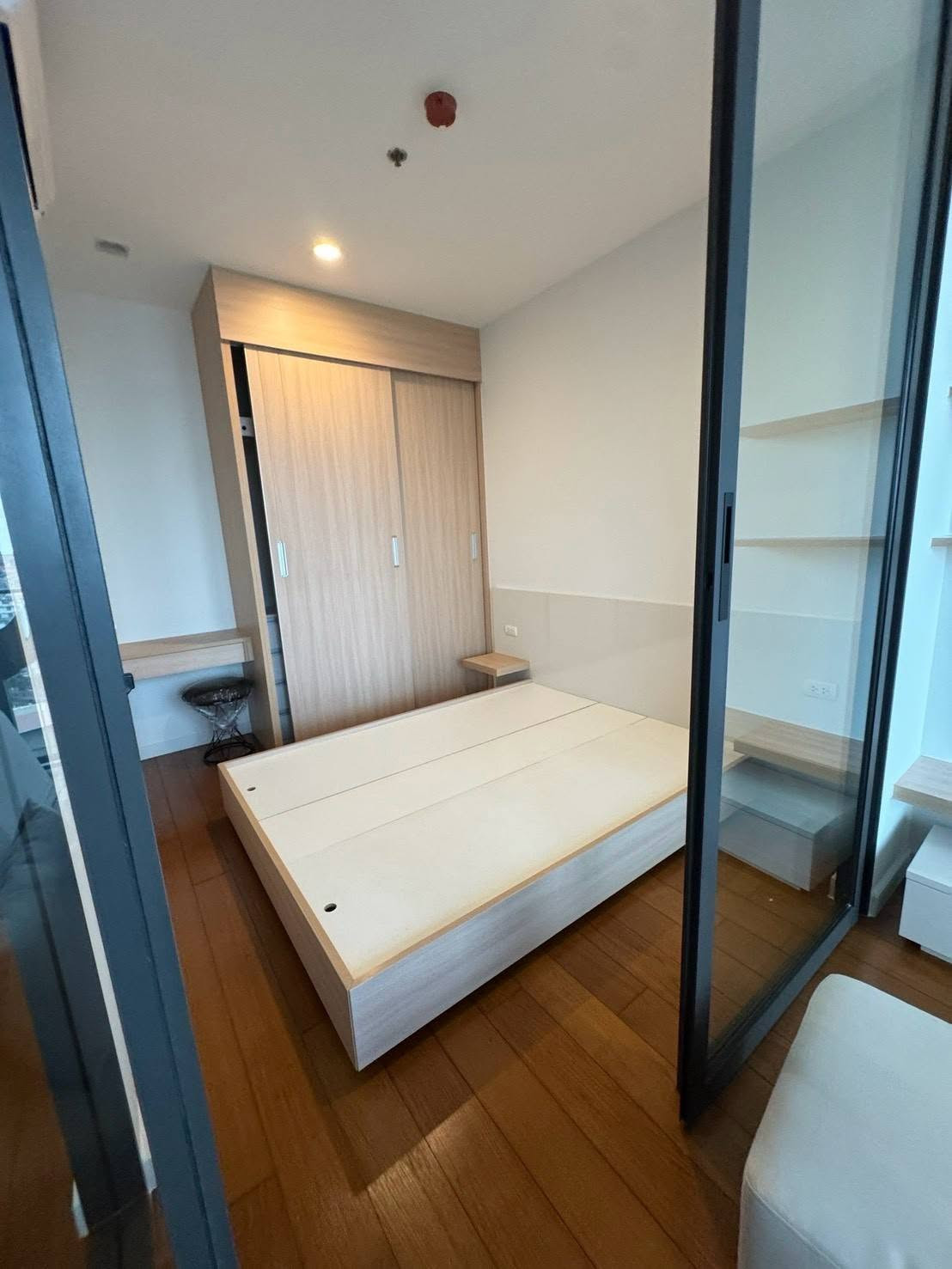 For rent BRIGHT Wongwian Yai