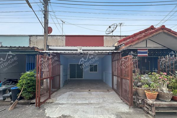 One-story townhouse, Pimonrat 4, Sai Noi, complete extension, ready to move in. Good location in Soi Ban Kluay-Sai Noi.
