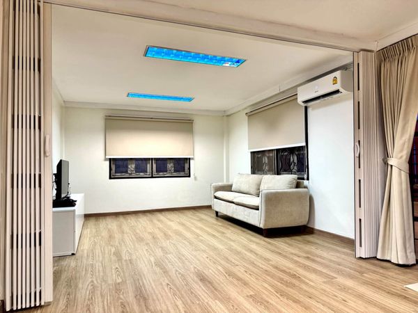 K-7235 🔥🔥 Newly renovated single house in the heart of Udomsuk, ready to move in, near BTS Udomsuk / MRT Sri Udom.