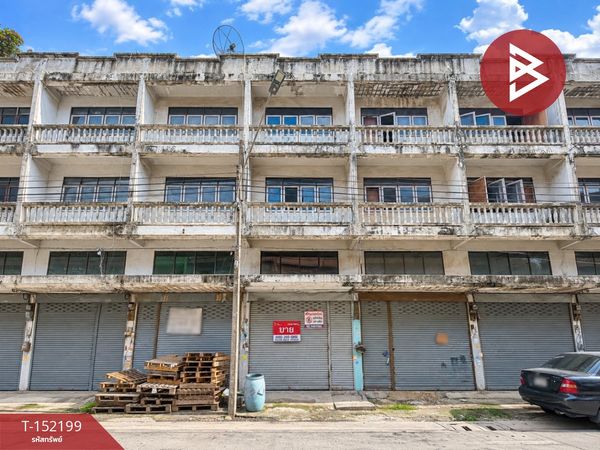 Commercial building for sale, 3.5 floors, area 17 sq m, Krathum Baen, Samut Sakhon.
