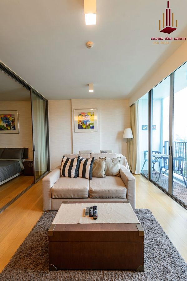✨ For Rent: Siamese ThirtyNine Condo ✨  💰 Only 20,000 THB/month