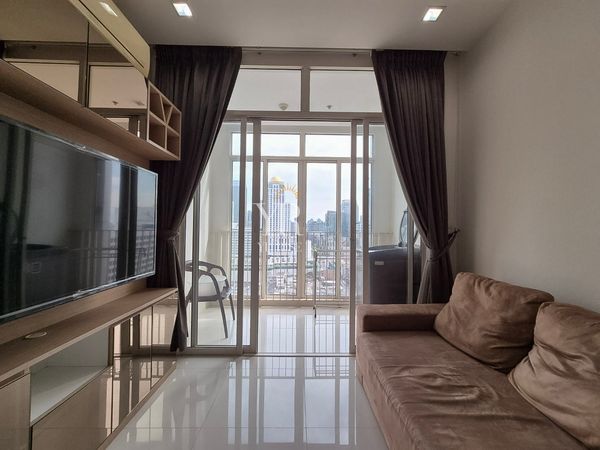 For rent, Ideo Verve Ratchaprarop, 2 bedroom, fully furnished, ready to move in, next to ARL Ratchaprarop, one way to Suvarnabhumi, near BTS Phaya Thai.
