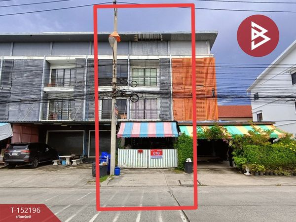 3-story commercial building for sale, Thanda Panich Project, Phraeksa, Samut Prakan.