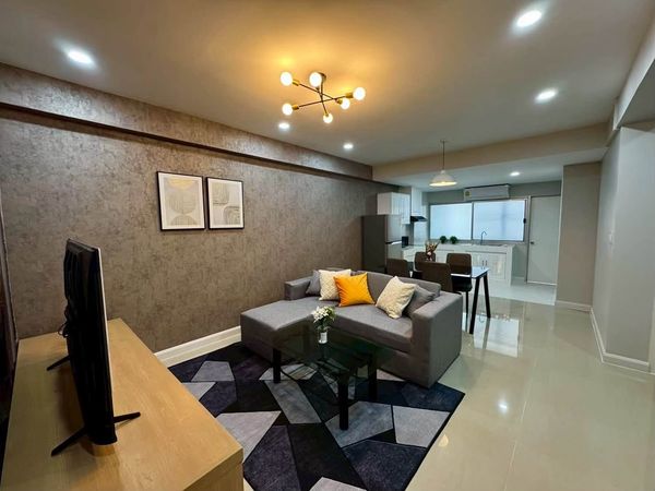 Siam Condominium  2 ห้องนอน ติดกับเซ็นทรัล ว่างพร้อมให้เช่า