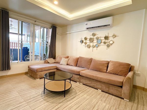 บ้านห้วยขวาง-สุทธิสาร 4 ห้องนอน 2 ห้องน้ำ / 40,000
