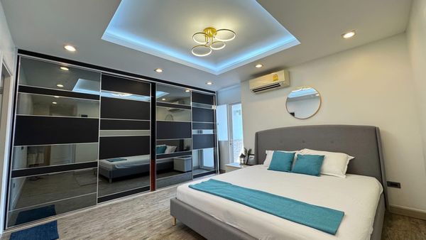 FOR RENT : Srivara Mansion | 65,000 THB/Month