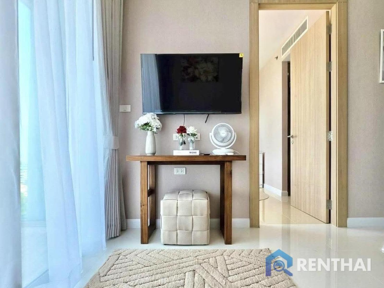 ยูนิตหัวมุมสุดหรูที่ The Riviera Wongamat | 1 ห้องนอน | เฟอร์นิเจอร์ครบครัน – รูปที่ 4