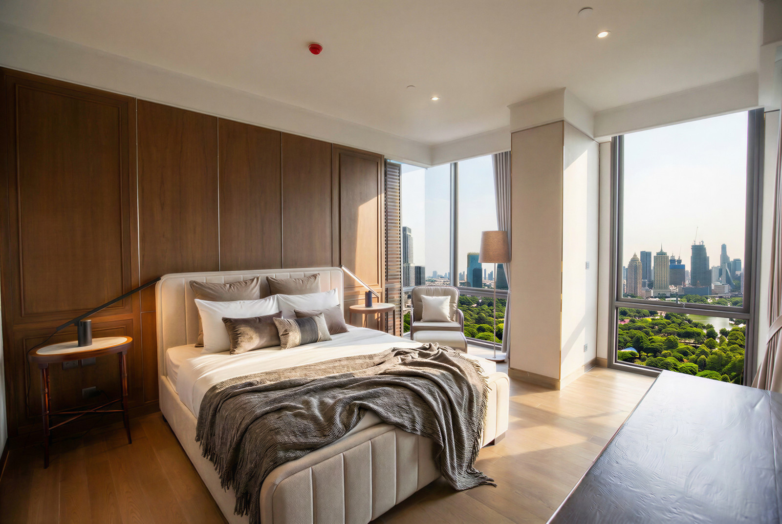 FOR SALE !!! Ultra-Luxury Freehold Penthouse at MUNIQ LANGSUAN – รูปที่ 2