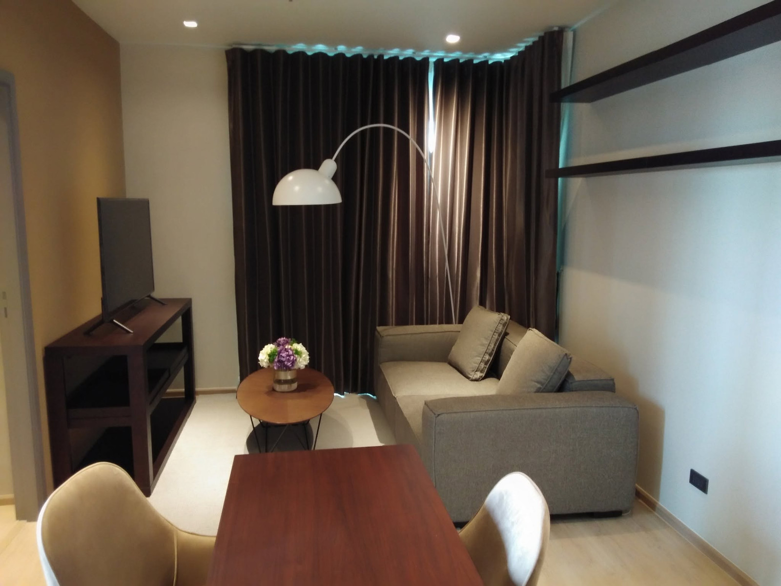 🔥 Whizdom Station Ratchada - Tha Phra 📐 Size 47.82 square meters 🔥 2 bedrooms, 2 bathrooms 💰 Rent 25,000 baht 🔥 Whizdom Station Ratchada - Tha Phra 📐 Size 47.82 square meters 🔥 2 bedrooms, 2 bathrooms 💰 Rent 25,000 baht
