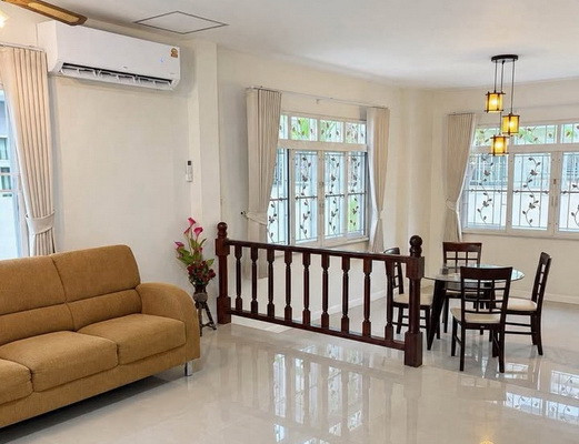 [ให้เช่า] หมู่บ้าน กฤษดานคร ปิ่นเกล้า / 3 ห้องนอน 3 ห้องน้ำ / 65 ตรว. 200 ตรม. **32,000** บ้านเดี่ยวรีโนเวทใหม่ ตกแต่งสวย เฟอร์นิเจอร์ครบชุด ทำเลดี เดินทางสะดวก หมู่บ้านติดถนนใหญ่ ใกล้ตลาดสดธนบุรี – รูปที่ 3