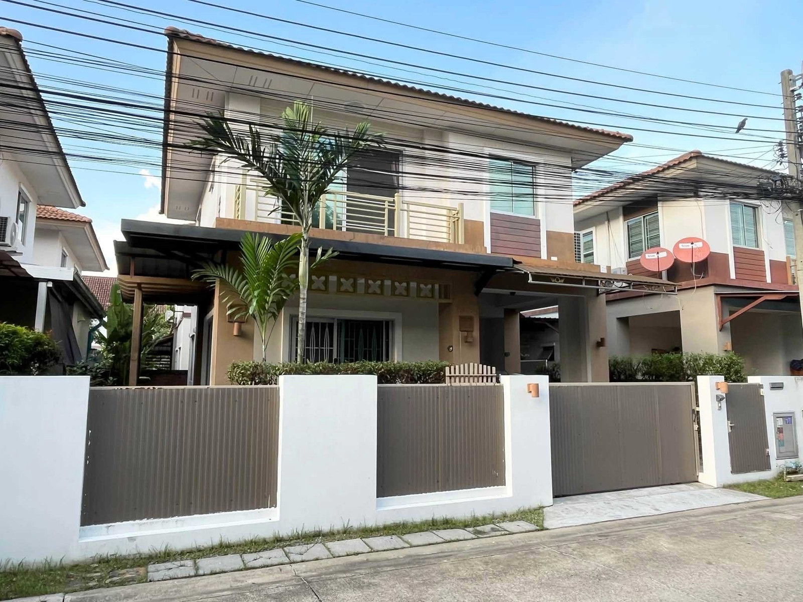 Twin House for Rent at Atoll Maldives Palms Bangna-Wongwaen ✨️🛩️🌈 Twin House for Rent at Atoll Maldives Palms Bangna-Wongwaen ✨️🛩️🌈