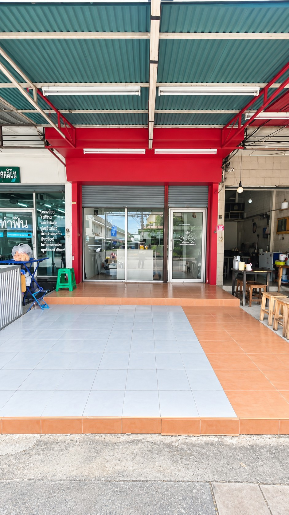 ขายอาคารพาณิชย์ 3.5 ชั้น เสนานิคม 1 ลาดพร้าว ทำเลค้าขายดี พื้นที่ 320 ตร.ม. พร้อมดาดฟ้า ขายอาคารพาณิชย์ 3.5 ชั้น เสนานิคม 1 ลาดพร้าว ทำเลค้าขายดี พื้นที่ 320 ตร.ม. พร้อมดาดฟ้า