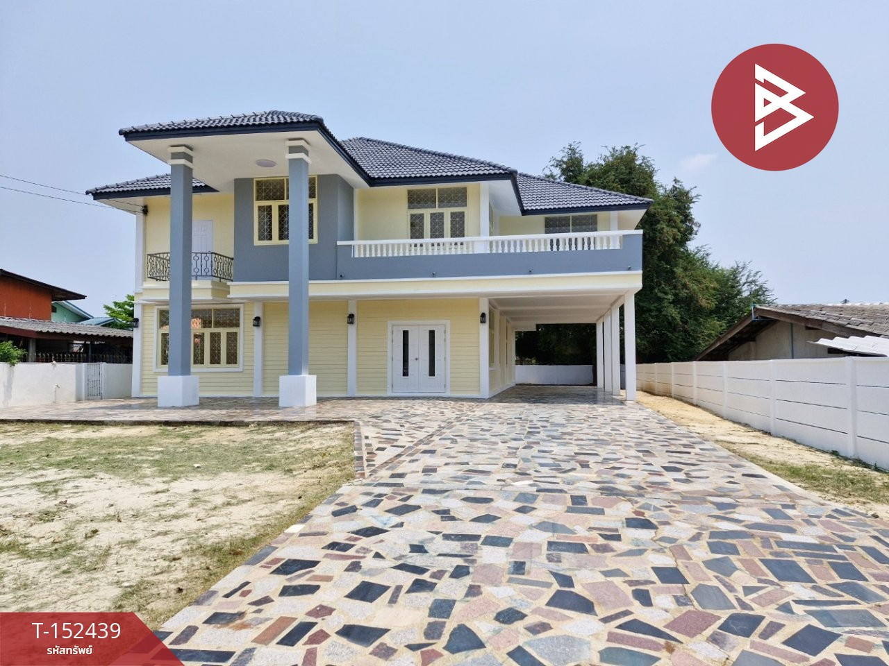 Single house for sale, area 2 ngan, Ban Pong, Ratchaburi.