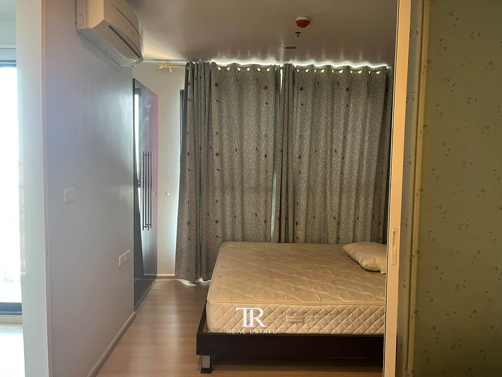 🏡 Condo for Rent – The Base Chaengwattana| 1 Bed | 1 Bath | 26 sqm | Floor 12A | Si Rat Station | 💰7,500 THB/month | LINE: @979ywrvr | Ref: PK0228 🏡 Condo for Rent – The Base Chaengwattana| 1 Bed | 1 Bath | 26 sqm | Floor 12A | Si Rat Station | 💰7,500 THB/month | LINE: @979ywrvr | Ref: PK0228