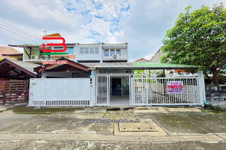 ทาวน์เฮาส์ 3 ชั้น เนื้อที่ 45 ตร.ว. หมู่บ้านชวนชื่น (รามคำแหง 102 ซอย 12) ถนนรามคำแหง แขวงสะพานสูง เขตสะพานสูง ทาวน์เฮาส์ 3 ชั้น เนื้อที่ 45 ตร.ว. หมู่บ้านชวนชื่น (รามคำแหง 102 ซอย 12) ถนนรามคำแหง แขวงสะพานสูง เขตสะพานสูง
