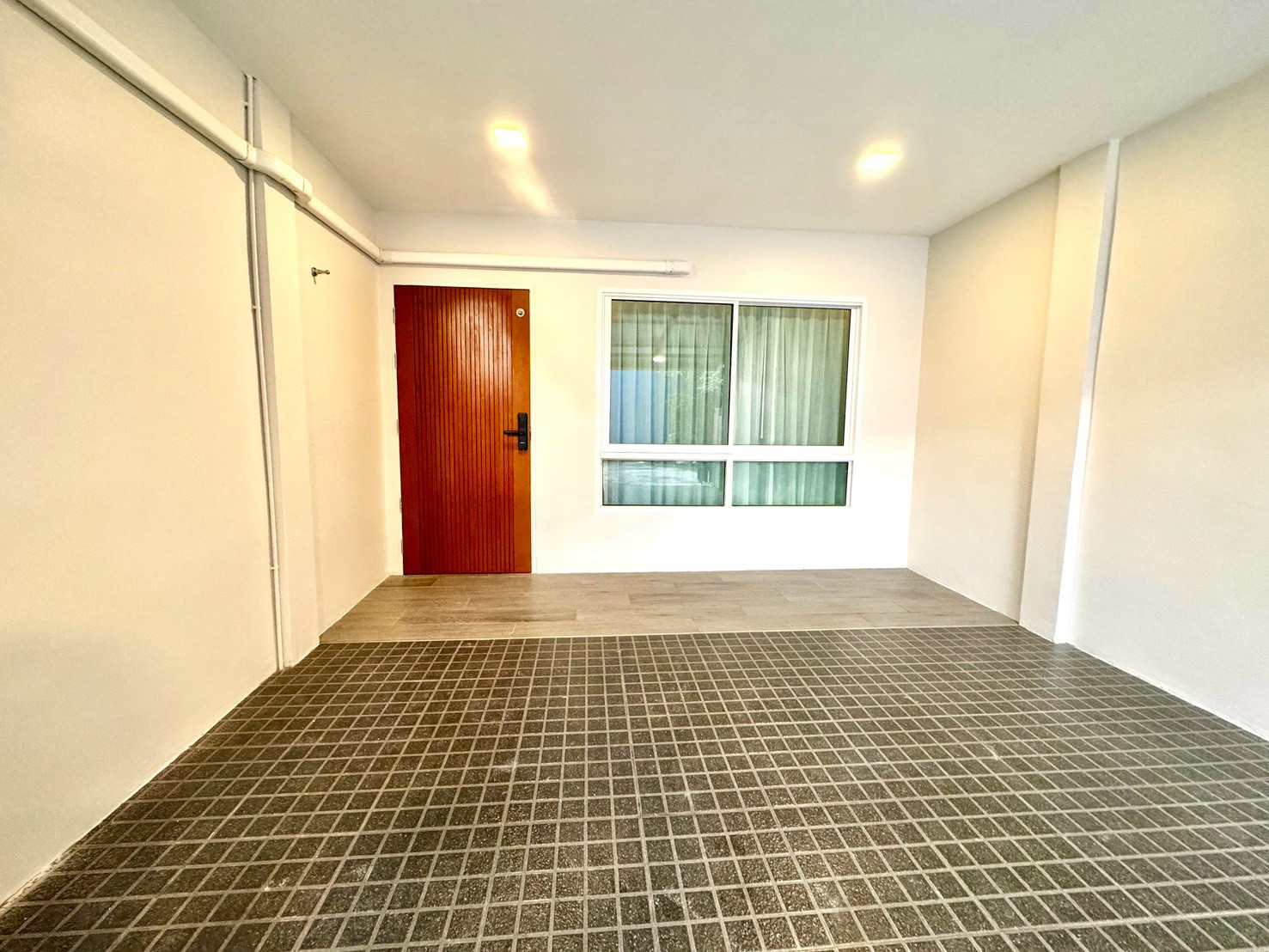 ให้เช่าทาวน์เฮ้าจรัญ37 หมู่บ้านจรัญวิลล่า3 ขนาด 18ตรว 20,000 บาท – รูปที่ 3