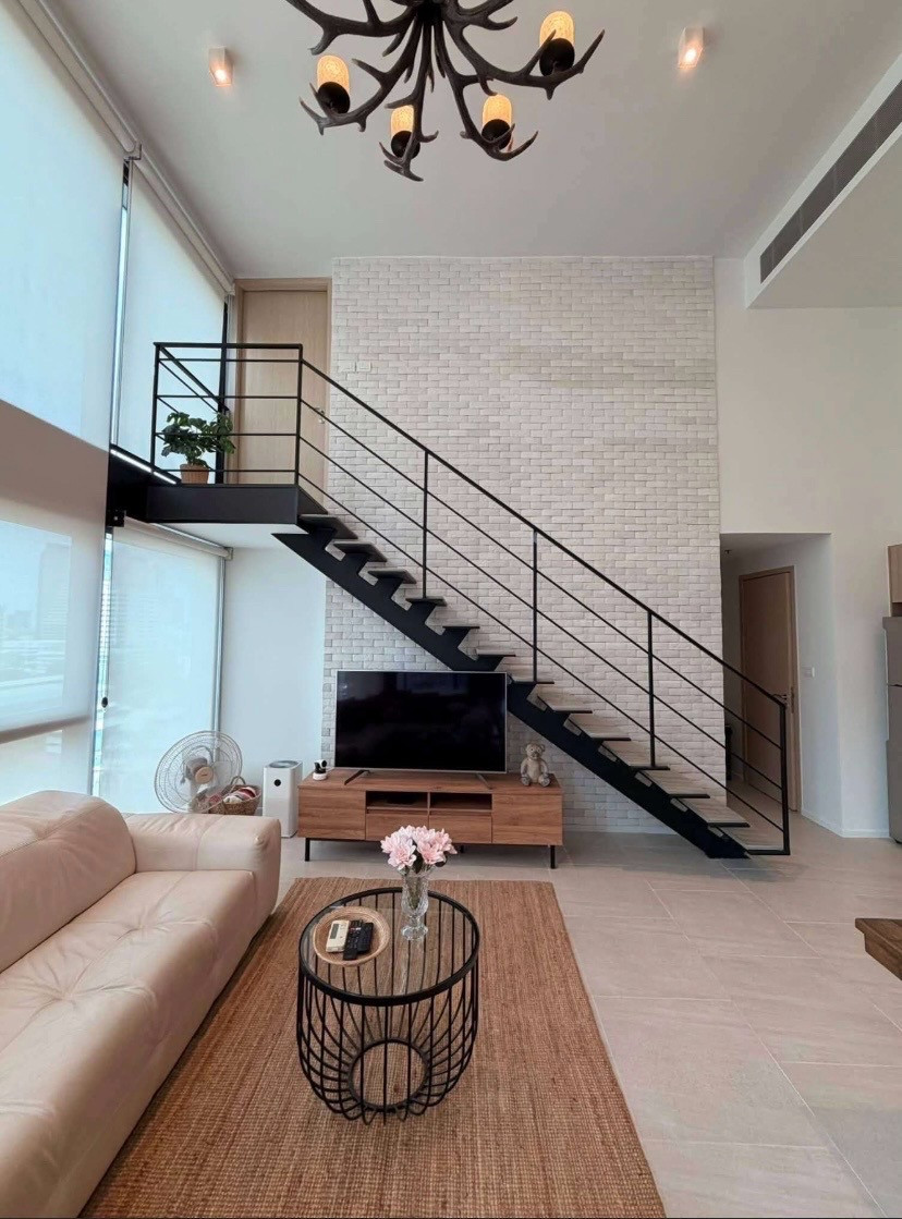 2BR rent : 63k ⚜️The Lofts Silom by Raimon Land ⚜️ CBD area 🌟 2BR rent : 63k ⚜️The Lofts Silom by Raimon Land ⚜️ CBD area 🌟