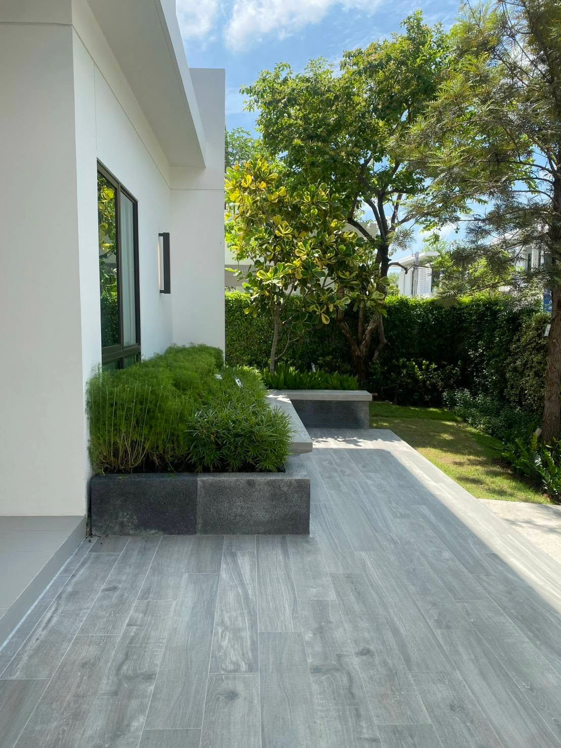ให้เช่า บ้านเดี่ยว มัณฑนา บางนา กม.15 5 ห้องนอน 5 ห้องน้ำ 4 ที่จอดรถ 283 ตร.ม 39 บ้านมีโซล่าเชลล์ มีสวนรอบบ้าน ค่าเช่า 140,000 บาท/เดือน (ต่อรองได้ค่ะ) คุณบี โทร 064-146-6445 (HR6909-BE005) – รูปที่ 4