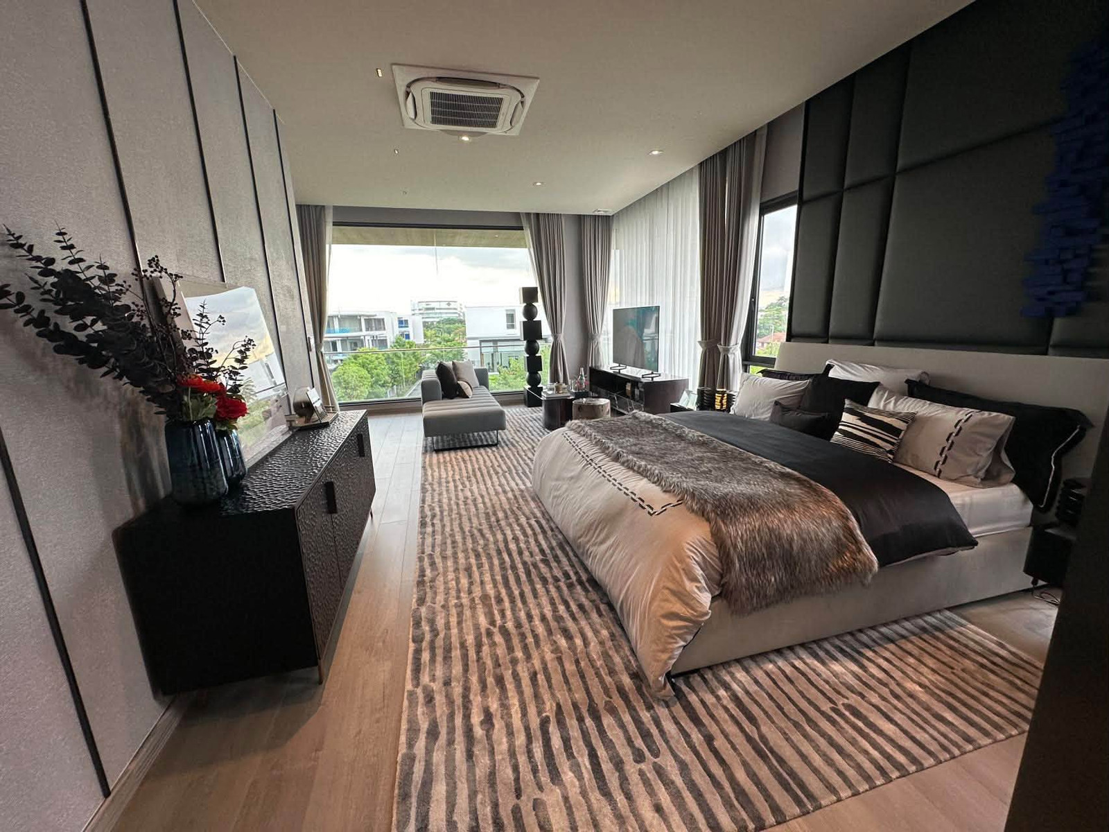 🏡 Sample house for sale 𝗔𝗥𝗧𝗔𝗟𝗘 𝗔𝗦𝗢𝗞𝗘–𝗥𝗔𝗠𝗔 𝟵 | Artel Asoke–Rama 9 | 4 bedrooms | Area 423 sq m. | Near KIS International School ✨