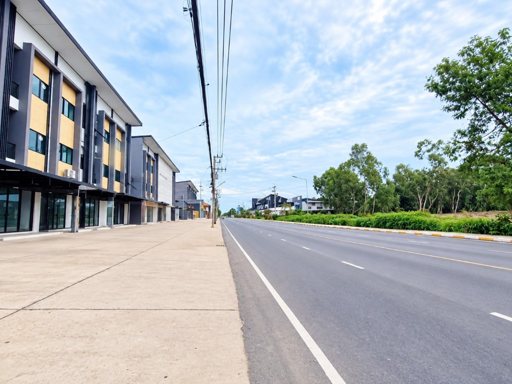 Sold with tenant, very cheap!! 3-story commercial building, The Pride Rangsit-Klong 3 project, next to the road, prime location, near Future Park. – รูปที่ 3