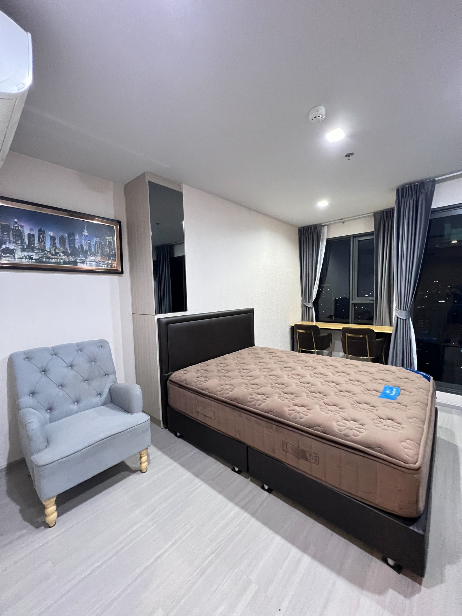 P-134315 ขายคอนโด Life Ladprao ติดรถไฟฟ้า BTS/MRT | 28 ตรม. ชั้น 45 ตึก B เฟอร์+เครื่องใช้ไฟฟ้าครบชุด เพียง 3.9 ล้านบาท Line@easythaihome 085-592-2897  – รูปที่ 3