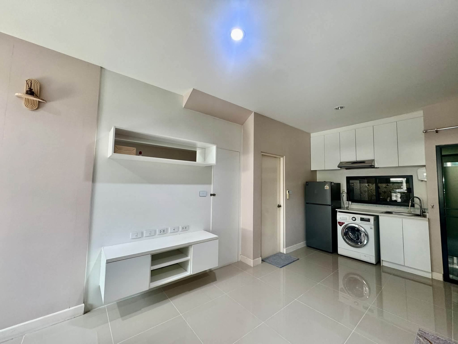 🏡 ให้เช่า ทาวน์โฮม พลีโน่ สุขุมวิท-บางนา ✨ บ้านสวย ตกแต่งพร้อมอยู่ ใกล้ Mega Bangna – รูปที่ 3
