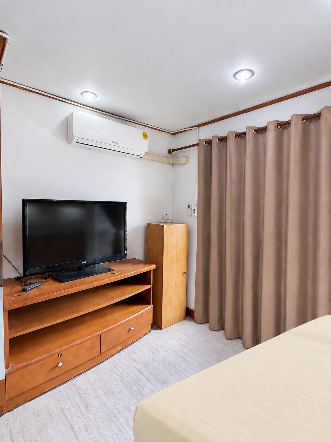 บ้าน เกษมสันต์ 1 / Baan Kasemsan 1 – รูปที่ 2