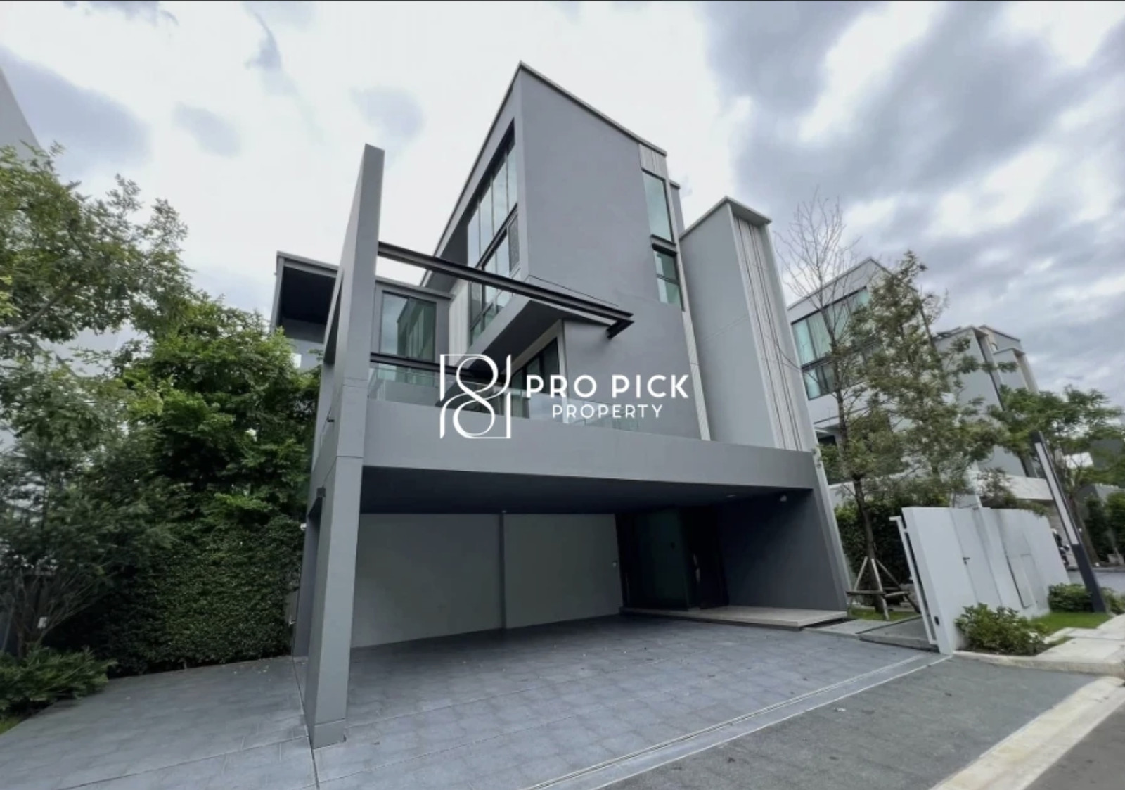 For Rent Detached House VIVE Krungthep Kreetha Saphan Sung Bangkok PP-00715 For Rent Detached House VIVE Krungthep Kreetha Saphan Sung Bangkok PP-00715