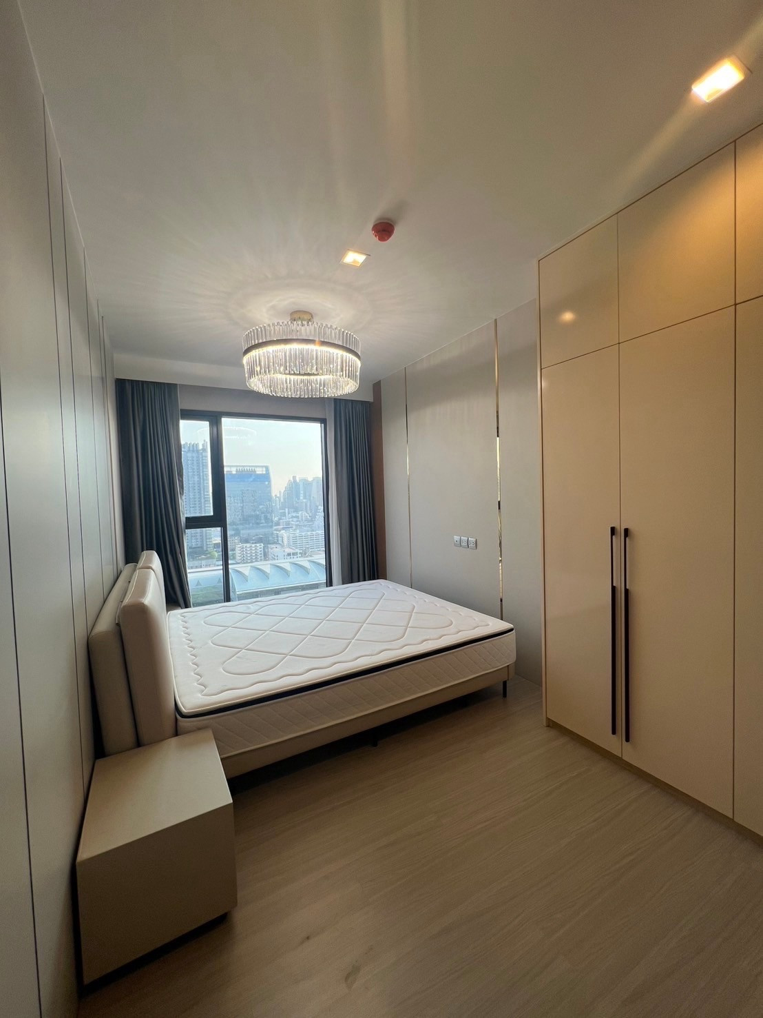 LIFE ASOKE HYPE ให้เช่า 2 ห้องนอน – รูปที่ 3