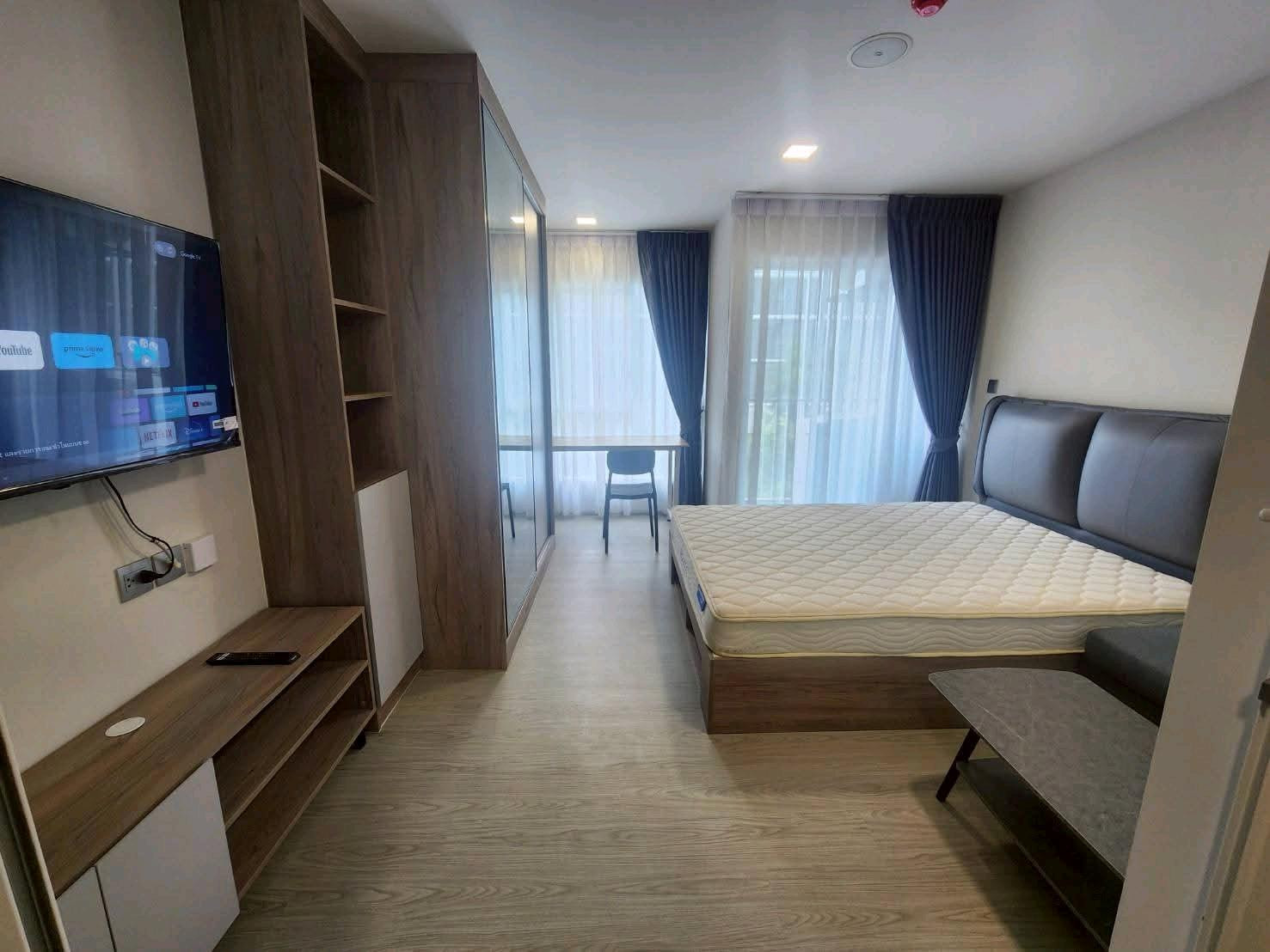 🌏For rent kave island, rent 10,000/month, Building B, 3rd floor, room 23 sq m., complete with built-in headboard, south facing balcony.