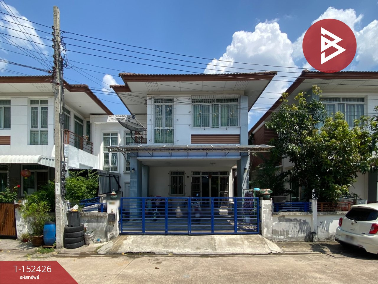 Semi-detached house for sale, Kittinakorn Village, Green Ville, Bang Phli, Samut Prakan.