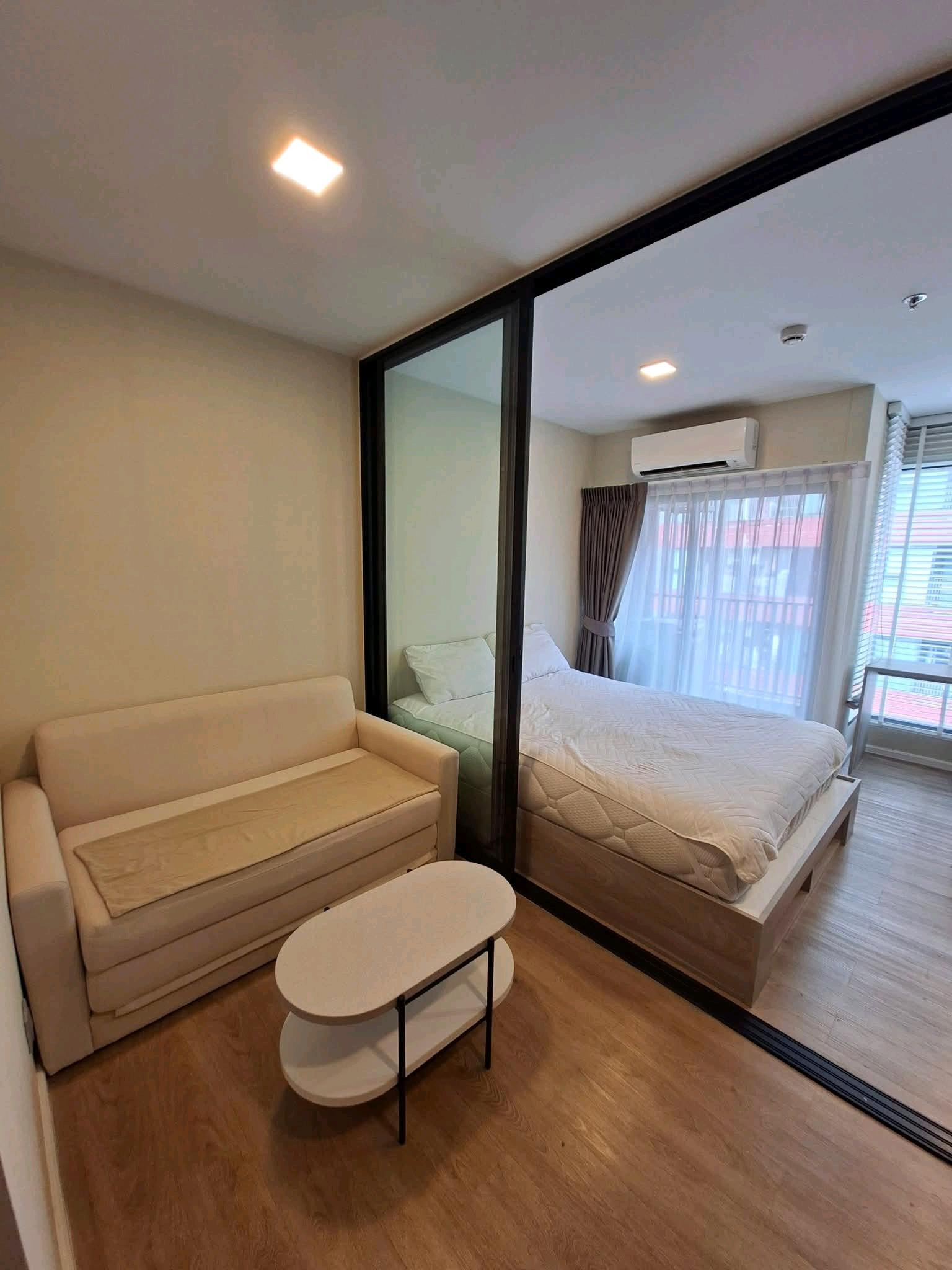 🏞 For rent kave TU, pool view, building D, 6th floor, room 25 sq m, fully furnished, fully furnished, room never rented out.